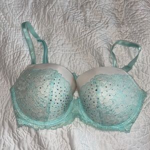 Victoria’s Secret Dream Angels Demi bra